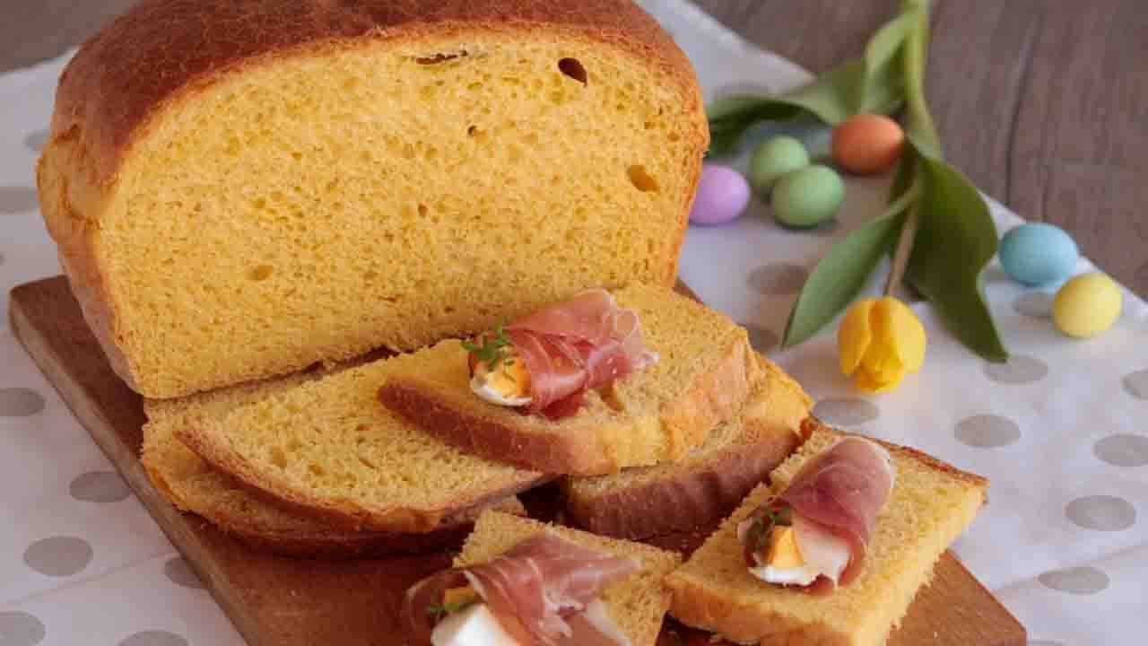 Dolce pasquale per la colazione salata 