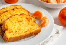 Plumcake ai mandarini dessert soffice, fragrante per una pausa genuina