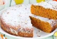 Torta di carote e nocciole, semplice e genuina con un ingrediente speciale