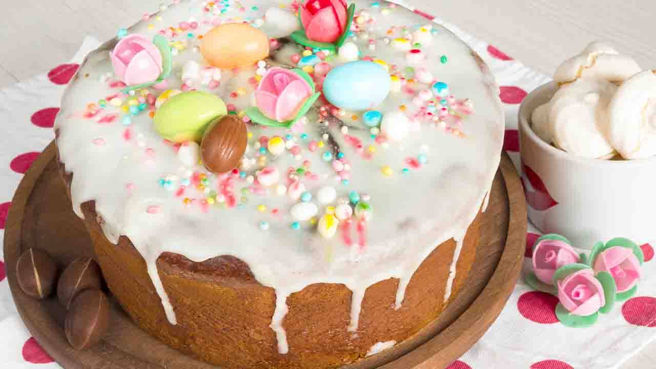 casatiello pasquale dolce con glassa