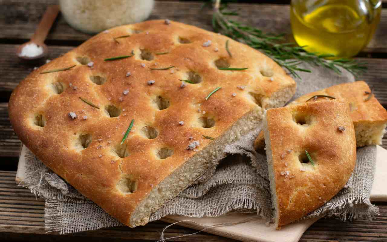 focaccia super veloce 2022 04 29 ricettasprint it