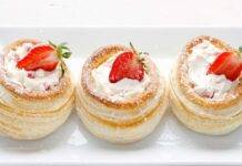 Cestini sfogliati con fragole deliziosi e veloci da preparare, il dessert alla portata di tutti!