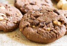 Cookies cioccolato e nocciole rustici e irresistibili, il profumo ti conquisterà già al primo morso