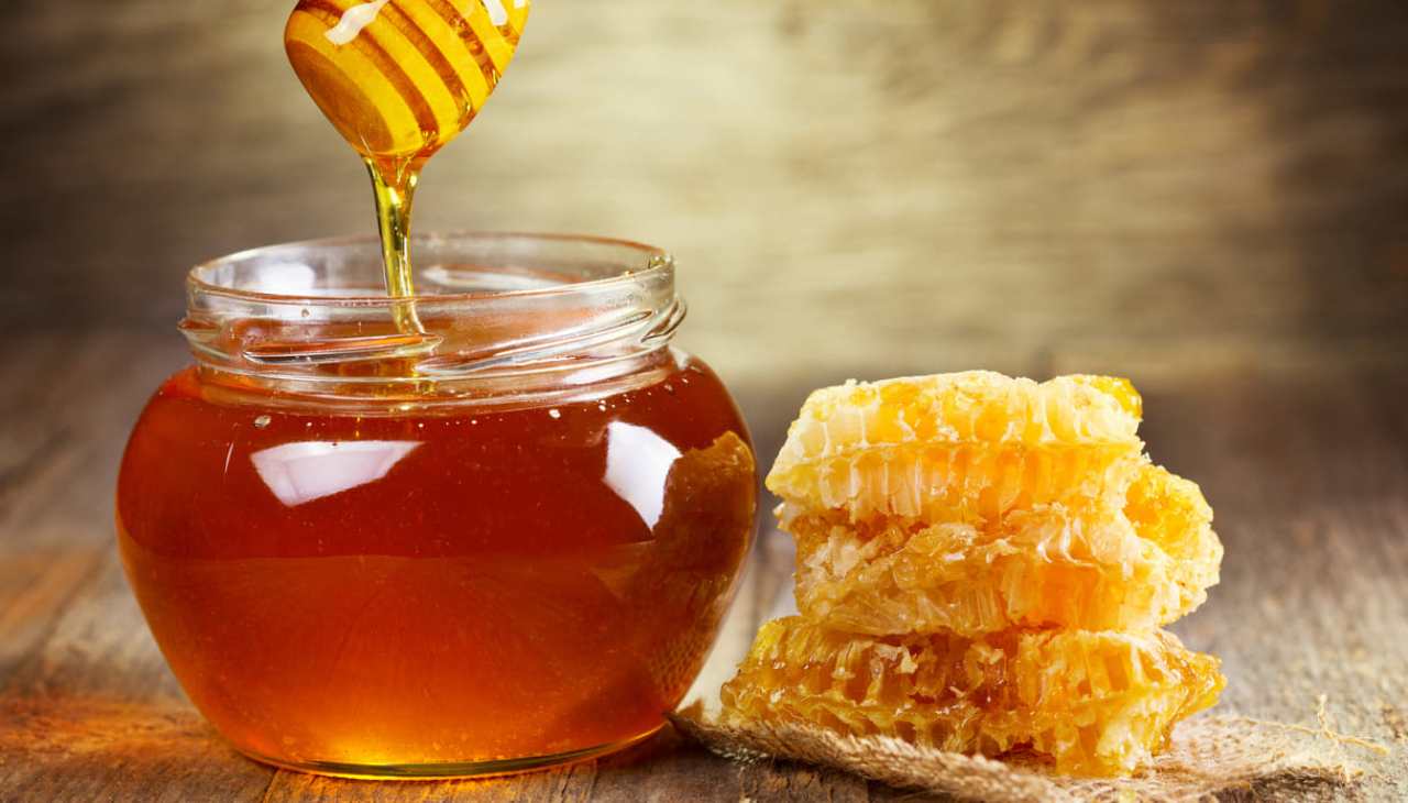Miele perché non tutti possono mangiarlo - RicettaSprint