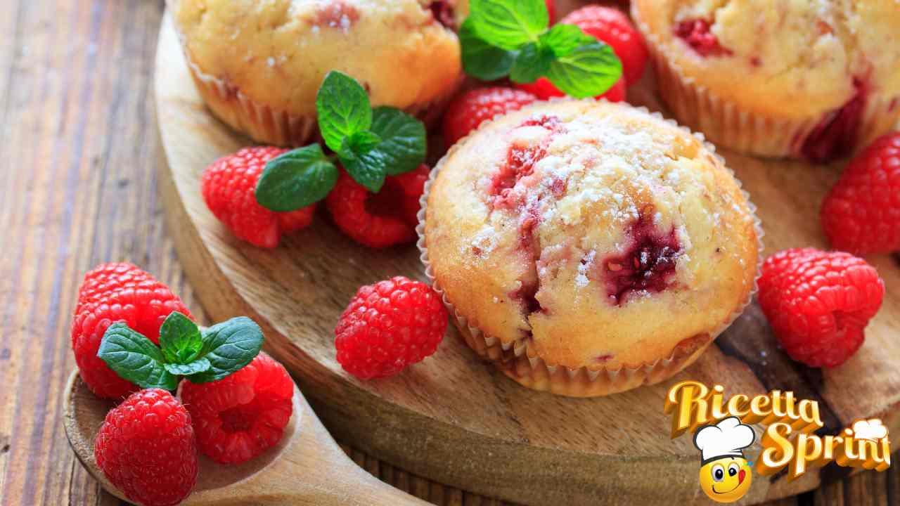 Muffin ai lamponi senza uova deliziosi e facilissimi da preparare, devi provarli!