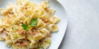 Pasta salmone e limone il pranzo veloce e fresco perfetto per le prime giornate di caldo