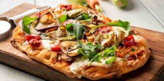 Pizza ortolana veloce una ricetta furba dal sapore contadino pronta in 15 minuti!