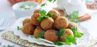 Polpette cremose con spinaci: per una cenetta leggera e sbrigativa, senza rinunciare al gusto