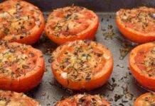 Un contorno con pochissime calorie, 10 minuti di forno pomodori