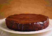 Torta al cioccolato albumi