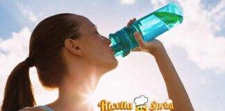 Acqua aromatizzata semplice acqua - RicettaSprint