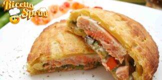 Panino croccante con salmone non è come sembra, la preparazione ti stupirà