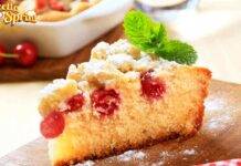 Torta all’acqua e ciliegie: il dolce light che si scioglie in bocca Torta all'acqua e ciliegie il dolce light che si scioglie in bocca