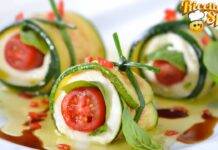 Zucchine ripiene alla caprese: il contorno che nessuno si aspetta Zucchine ripiene alla caprese il contorno che nessuno si aspetta