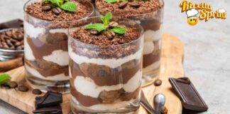 Finto tiramisù al cioccolato la versione light ideale se sei a dieta