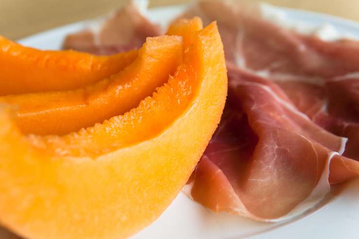 Melone e crudo fanno male - RicettaSprint