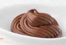 Nutella e mascarpone per la mia farcia da torte paurosa, veloce e pronta subito