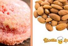Biscotti rosa alle mandorle che si sciolgono in bocca, solo per grandi!