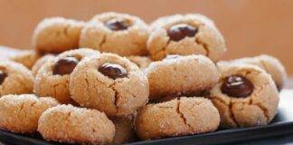 Bottoncini nocciolosi, i biscotti golosi che piacciono a tutti