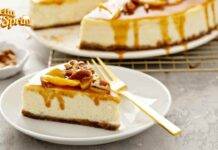 Cheesecake caramello e noci pecan la ricetta facile, sfiziosa che adorerai già al primo assaggio