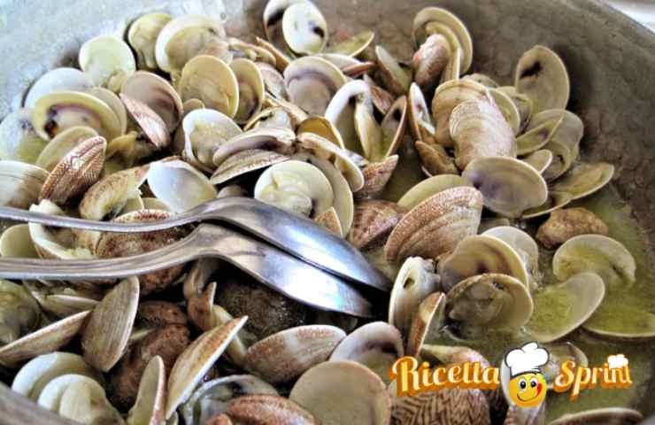 Delle vongole in padella