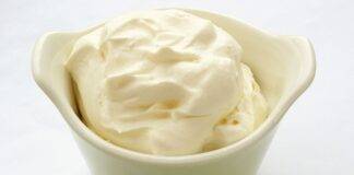 Fresca dolce e buonissima la mia crema chantilly facilissima da fare