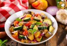 Insalata di verdure con cipolla: piatto freddo strepitoso e dal sapore avvolgente Insalata di verdure con cipolla piatto freddo strepitoso e dal sapore avvolgente