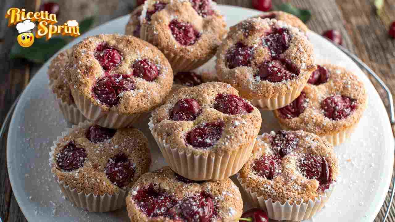 Muffin integrali alle ciliegie per una merenda sana e gustosa, perfetti in ogni momento della giornata