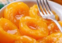 Pesche sciroppate, altro che quelle confezionate: queste il frigo non lo conosceranno mai pesche