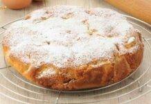 Torta morbidissima yogurt e fichi, la merenda dei sogni