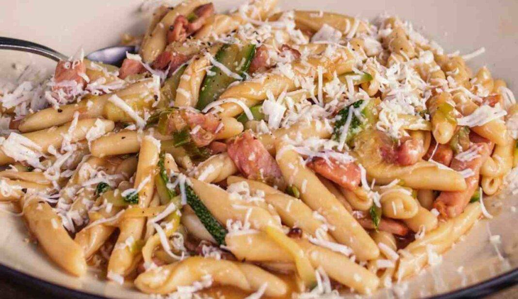 Trofie con zucchine prosciutto e groviera, una strepitosa ricetta dal ...