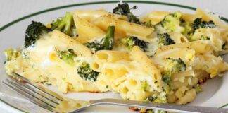 Pasta al pesto di broccoli gratinata, stasera la cena è proprio al top