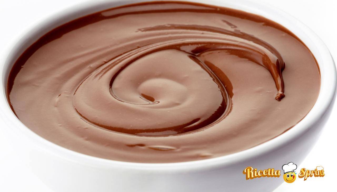 Zabaione al cioccolato, che aspetti ad affondare il cucchiaio in questo dessert fantastico.
