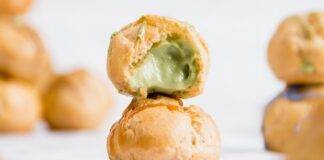 Bon bon di pasta choux al pistacchio