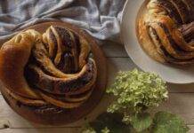 Brioche black and white