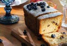Plumcake panna e mirtilli