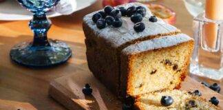 Plumcake panna e mirtilli