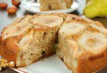 Torta all'acqua con pere e nocciole perfetta se stai cercando un dolce per la colazione che non ci appesantisca