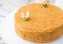 Torta di biscotti al miele