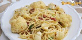 Pasta con cavolfiore e salsiccia, ripassa tutto in padella aggiungi del peperoncino e adesso gustala in compagnia