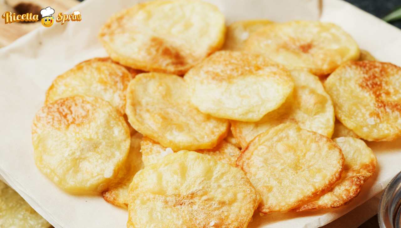Chips fatte in casa croccantissime e leggere