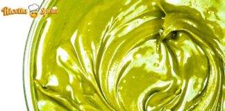 Crema al pistacchio e cioccolato, il dessert da veri chef prende forma anche in casa