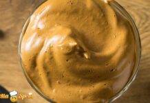 Crema al caffè del 3, solo tre gli ingredienti e tre i minuti per prepararla