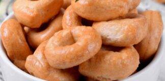 Taralli all'origano e pomodoro, un disastro: uno tira l'altro!