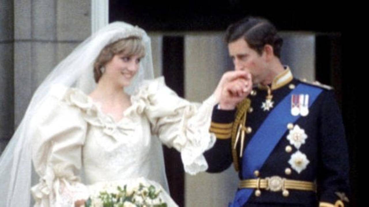 Pastel de Carlos y Lady Diana vendido en subasta: todavía escándalo en el Palacio de Buckingham