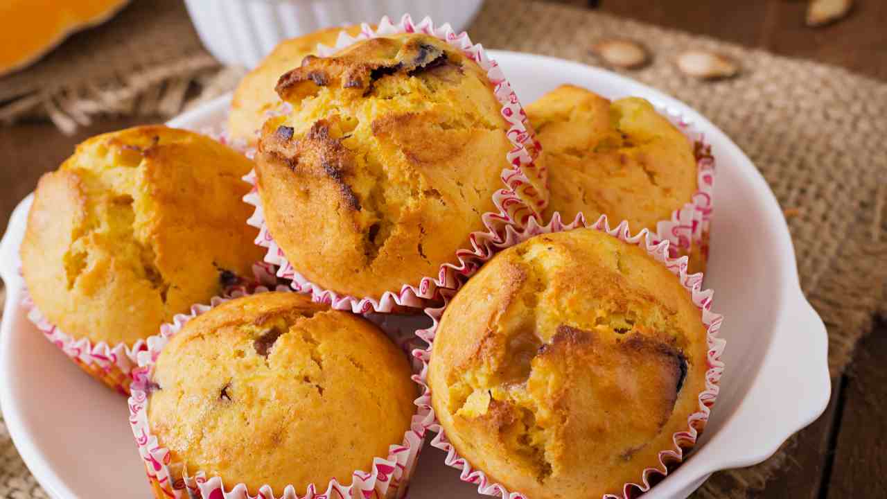 Muffin ai fichi secchi senza uova bontà e leggerezza a colazione