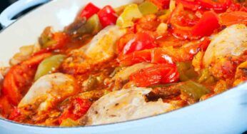 Pollo con peperoni per conquistare l’attenzione di tutti a tavola, ricetta 10 e lode