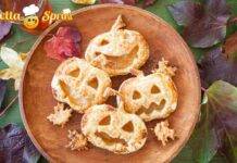 Zucchette sfogliate con un ripieno speciale la golosa merenda per Halloween