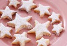 Stelline di pasta sfoglia con tanta nutella