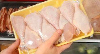 Come scongeli il pollo? Attenzione, perché stai mettendo a rischio la tua salute